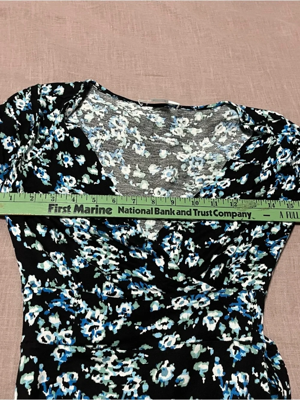 Floral Midi Dress Blue Accents Size Medium Super Soft Wrap Tie Back Boho - Picture 8 of 8